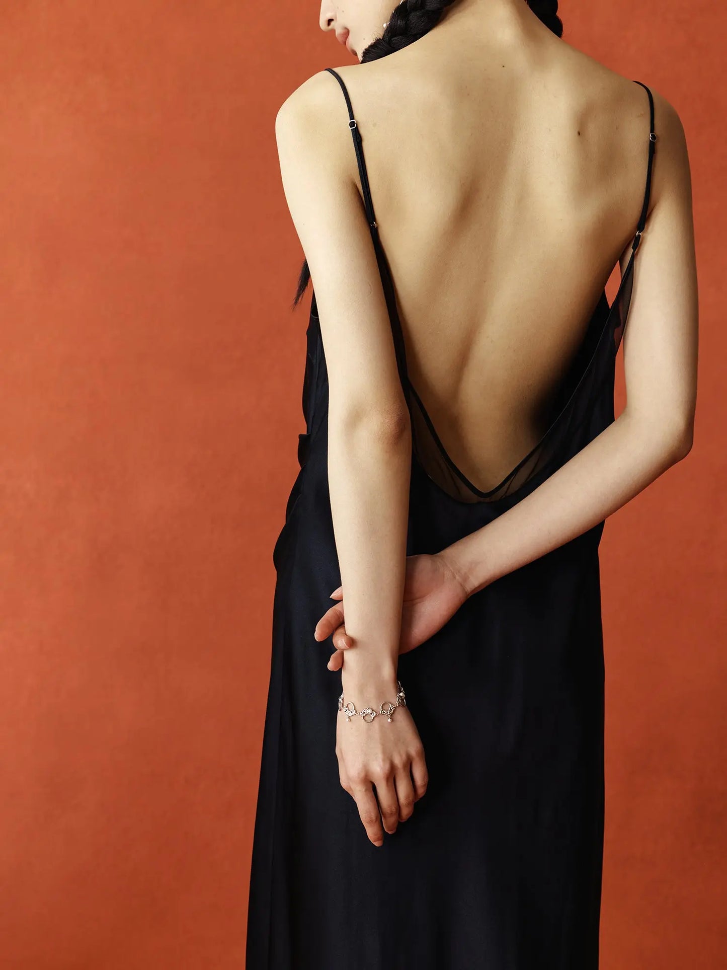  WANYEE CRAFT INTERLOCKING DOUBLE COIN KNOT PEARL BRACELET |  TROVE & TONE