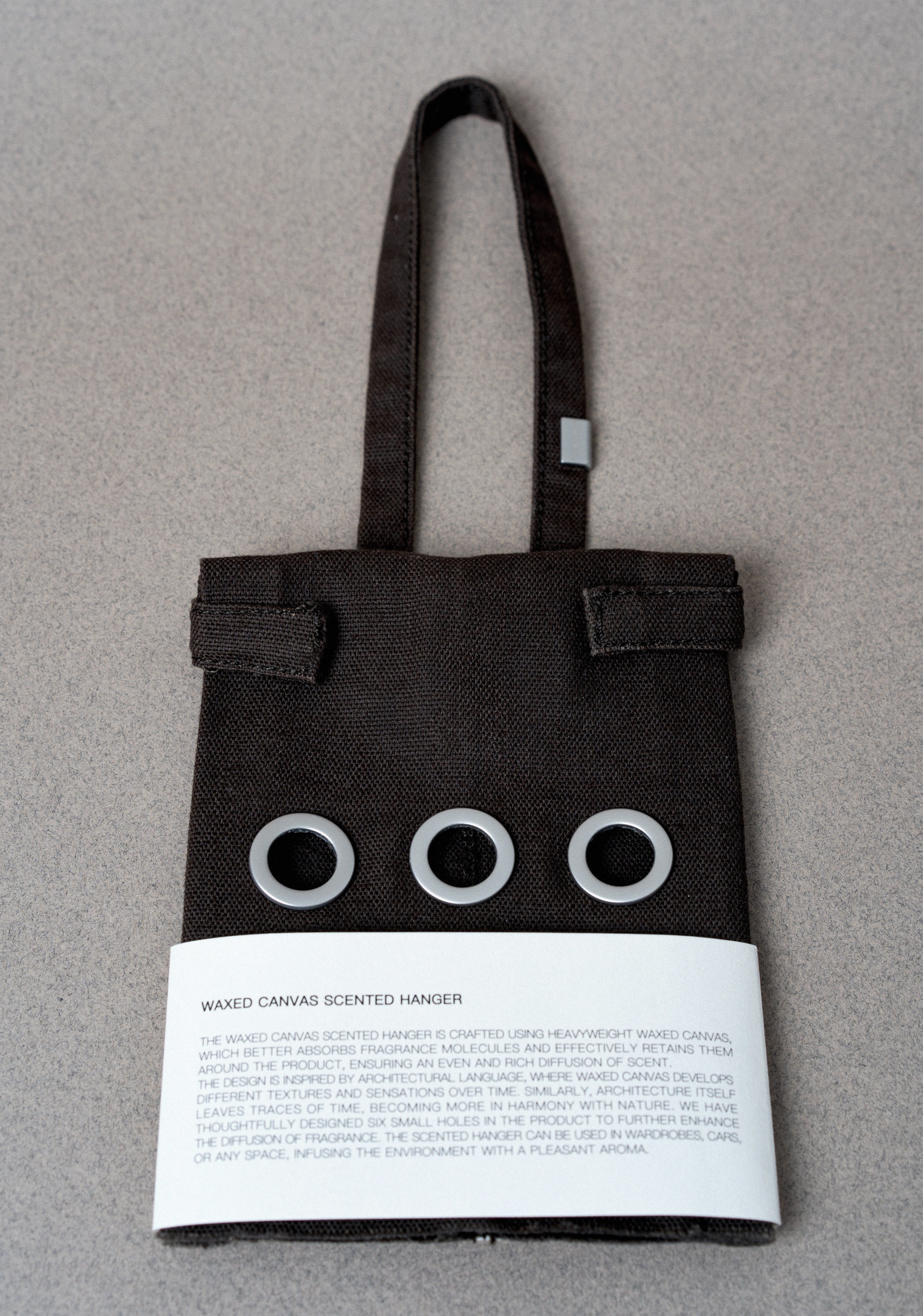 almost fever_ WAXED CANVAS LONG LASTING SCENTED HANGER（副本）（副本）  |  TROVE & TONE
