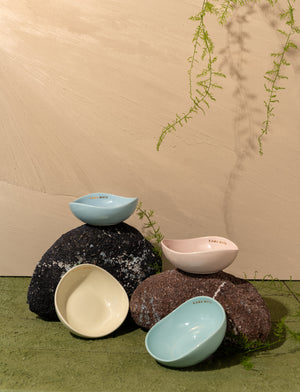 MINI CURVED CERAMIC PET BOWL
