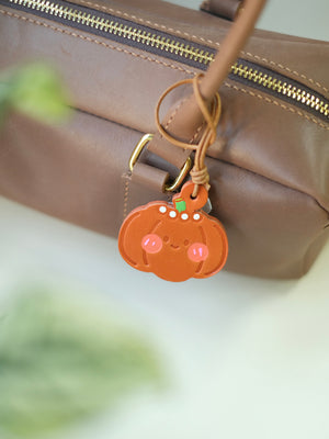 MISS PUMPKIN HANDMADE LEATHER BAG CHARM & KEYCHAIN