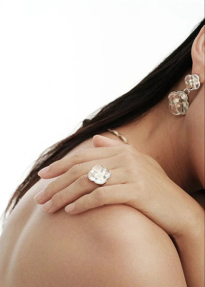  AESTH & UTIL ETERNAL KNOT CLEAR CRYSTAL RING |  TROVE & TONE