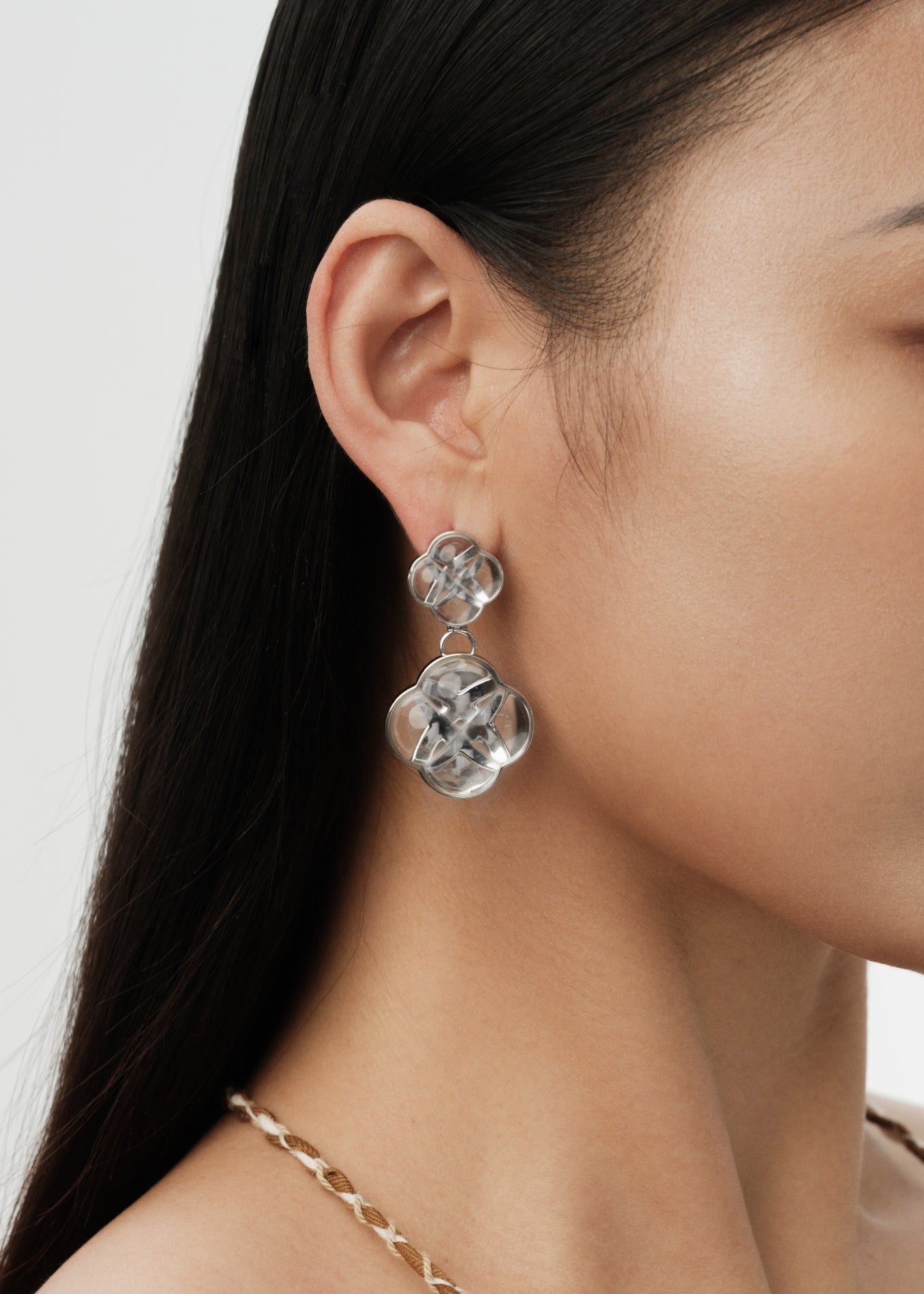  AESTH & UTIL ETERNAL KNOT CLEAR CRYSTAL STUDS |  TROVE & TONE