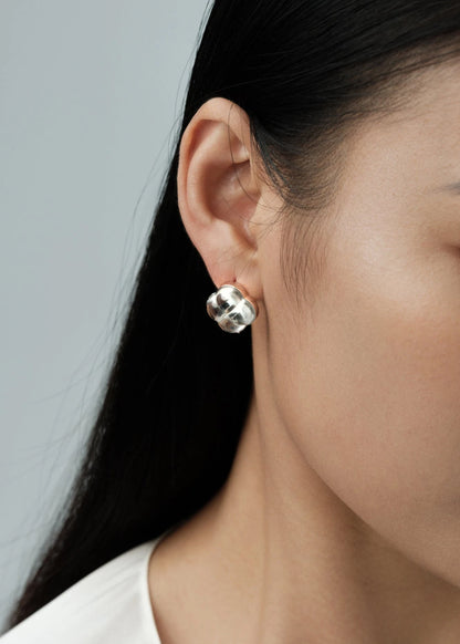  AESTH & UTIL ETERNAL KNOT CLEAR CRYSTAL STUDS |  TROVE & TONE