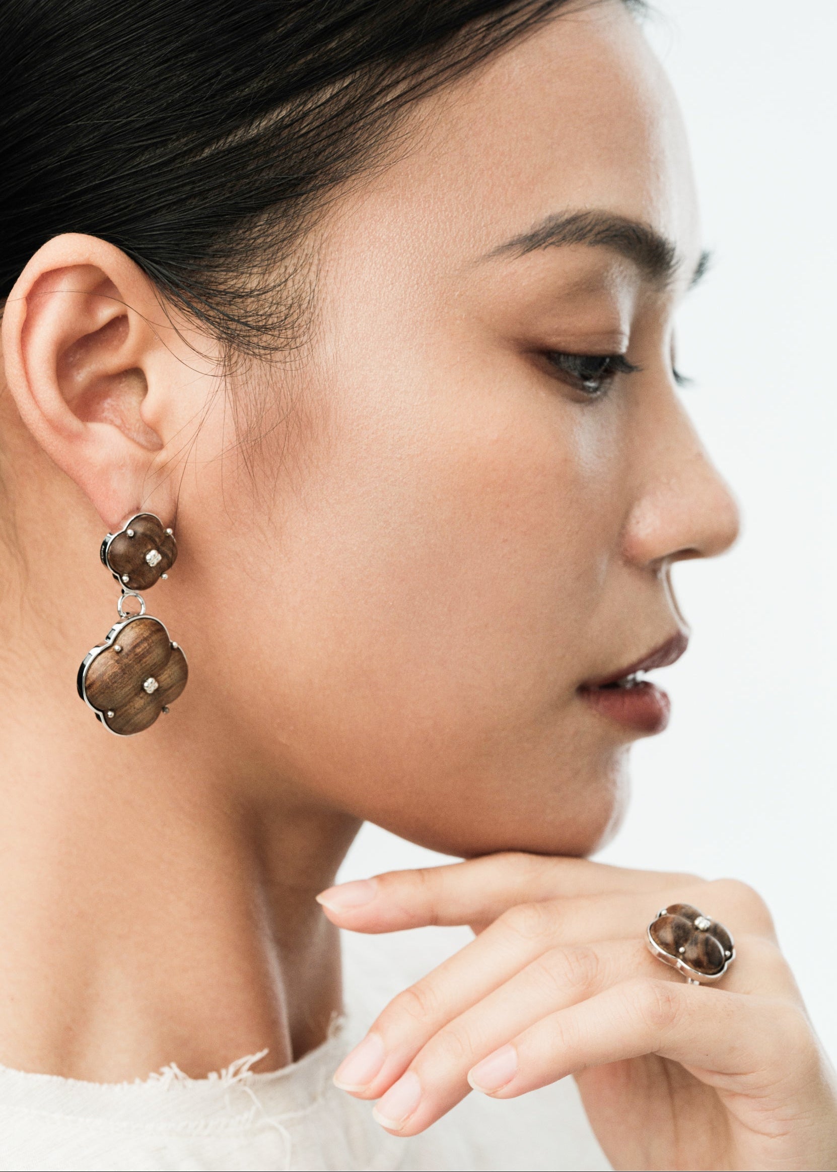  AESTH & UTIL ETERNAL KNOT NATURAL SANDALWOOD STUDS |  TROVE & TONE