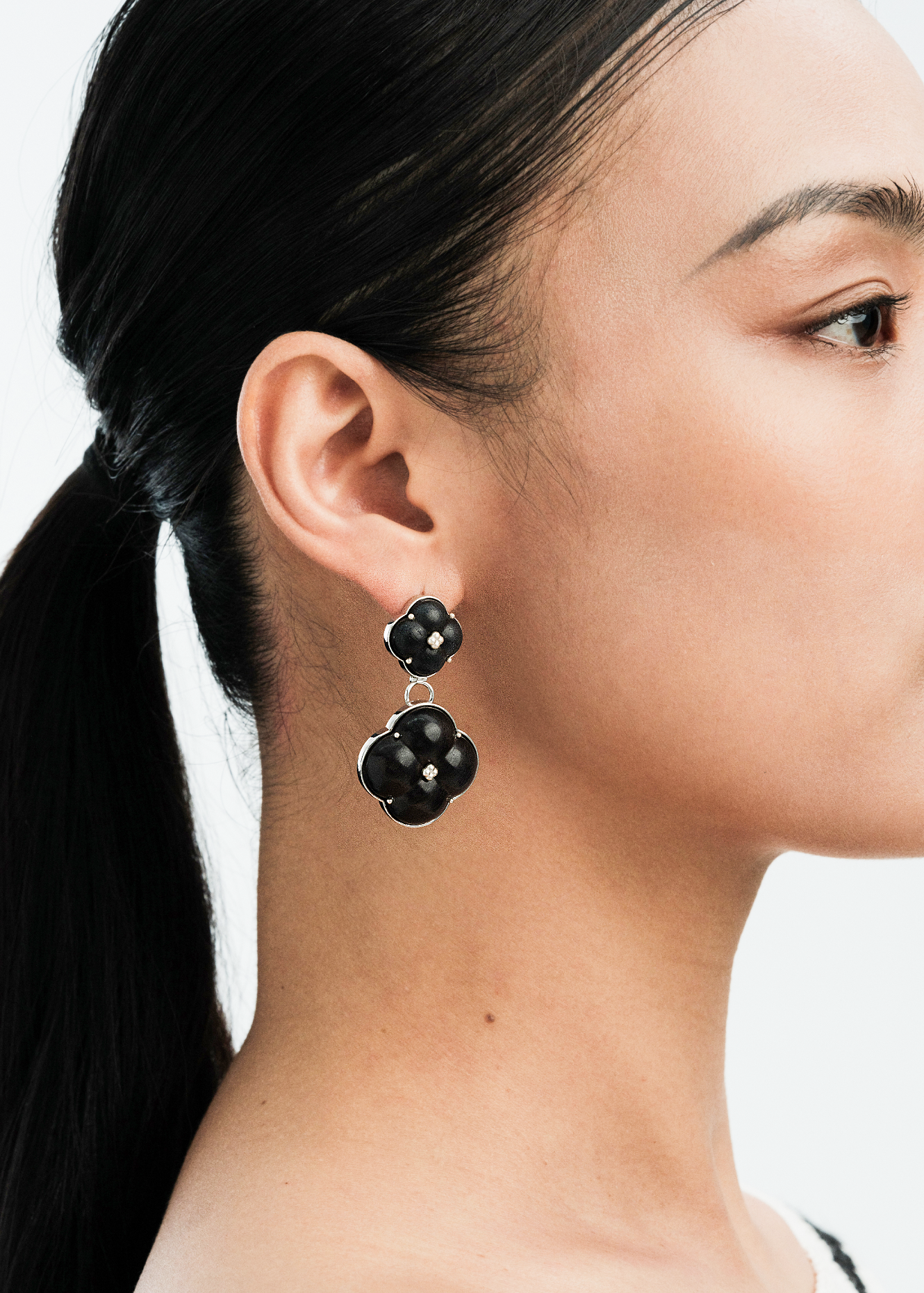  AESTH & UTIL ETERNAL KNOT PURPLE SANDALWOOD MULTIWAY PENDANT |  TROVE & TONE