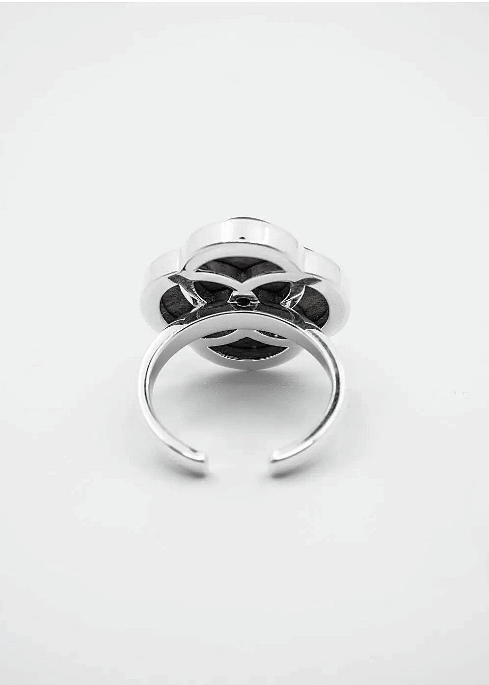  AESTH & UTIL ETERNAL KNOT PURPLE SANDALWOOD RING |  TROVE & TONE