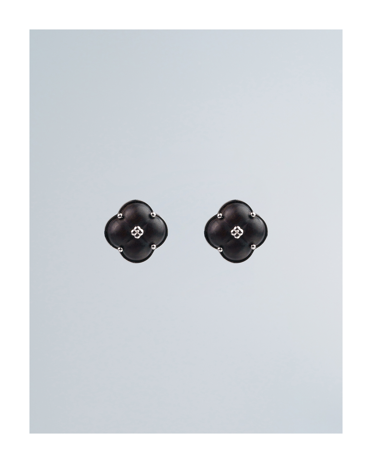  AESTH & UTIL ETERNAL KNOT PURPLE SANDALWOOD STUDS |  TROVE & TONE