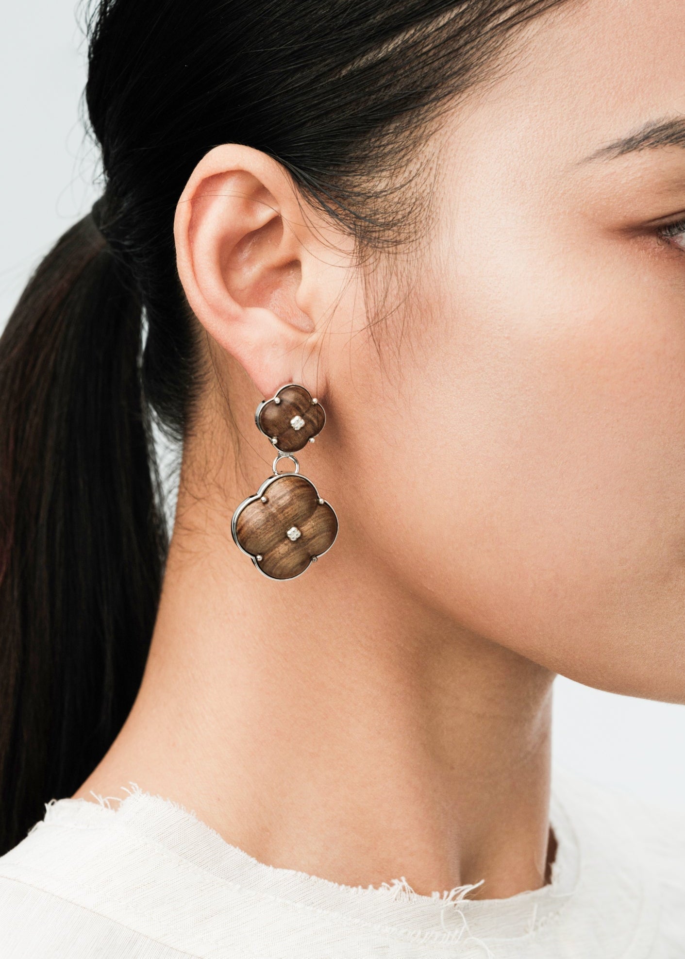  AESTH & UTIL ETERNAL KNOT NATURAL SANDALWOOD STUDS |  TROVE & TONE