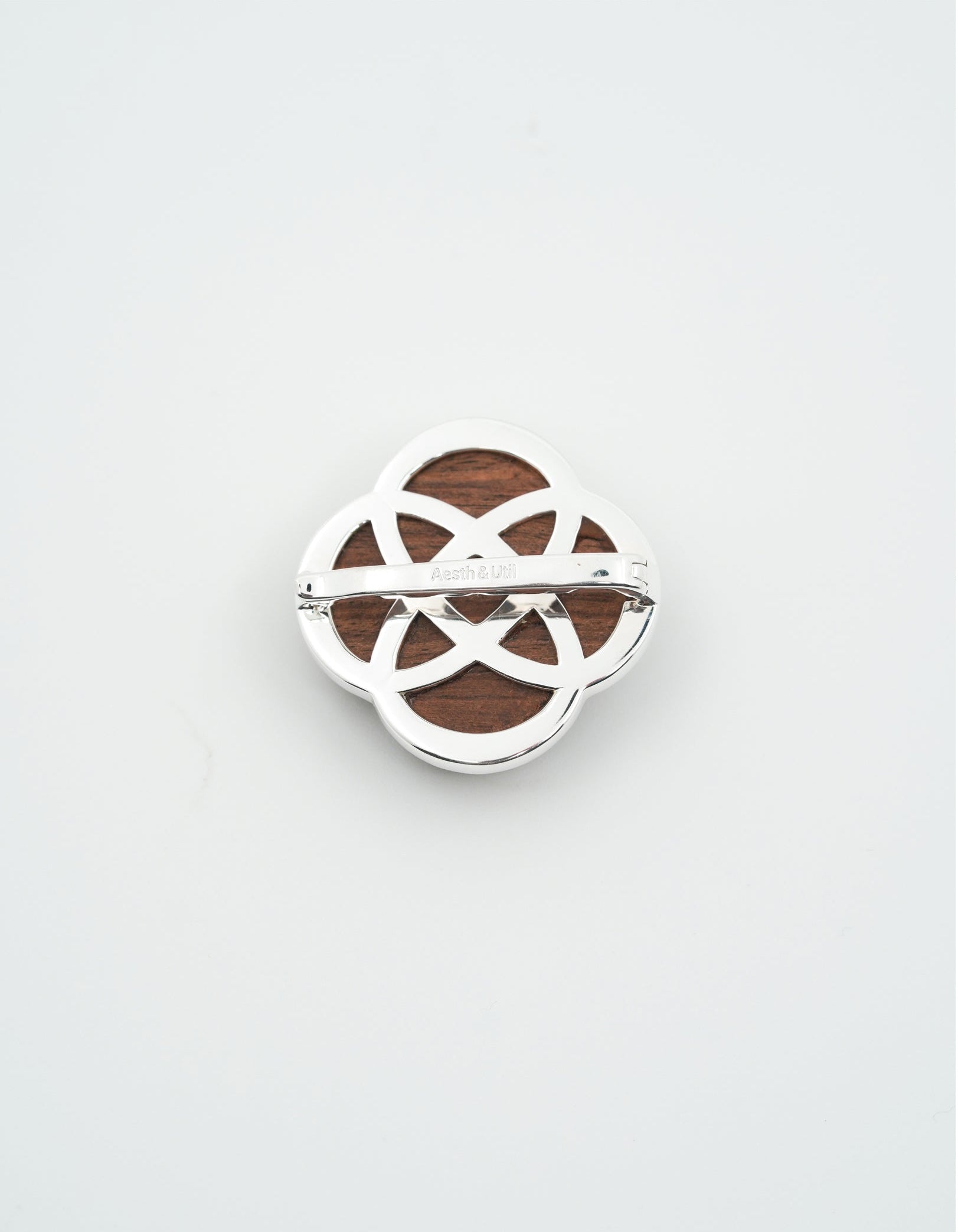  AESTH & UTIL ETERNAL KNOT SANDALWOOD MULTIWAY PENDANT |  TROVE & TONE