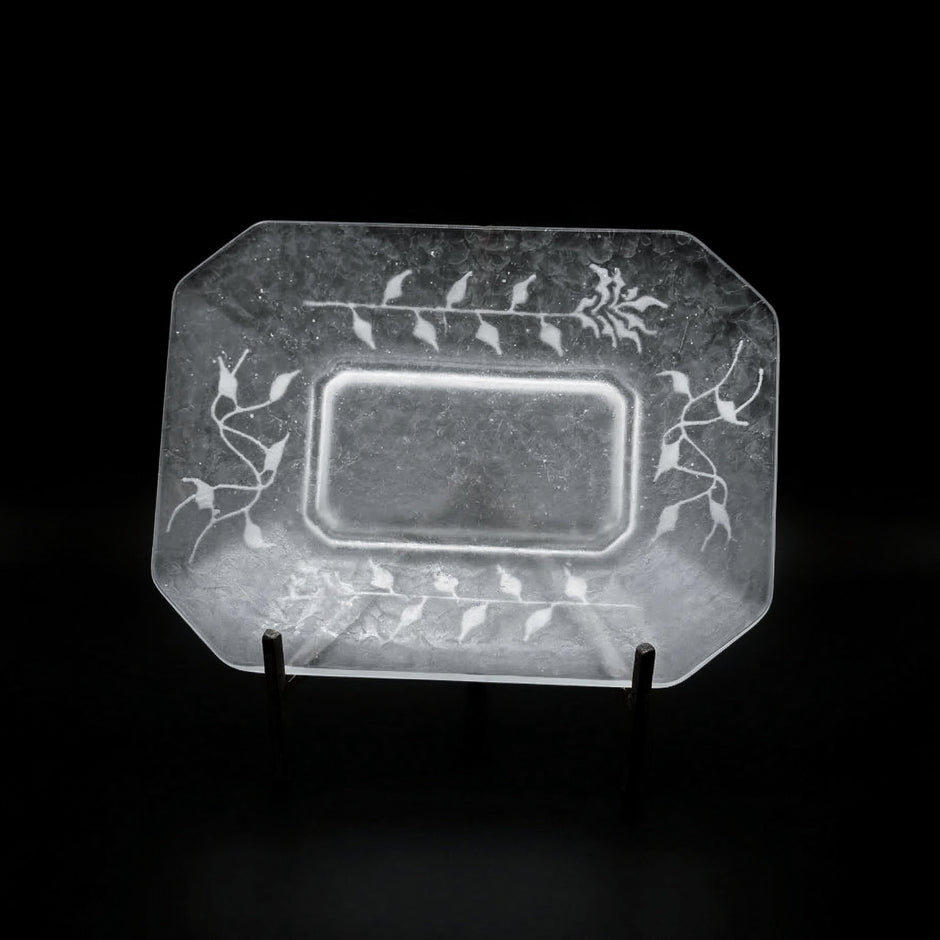  guAi Studio FROSTED GLASS PATE DE VERRE OCTAGONAL DISH |  TROVE & TONE