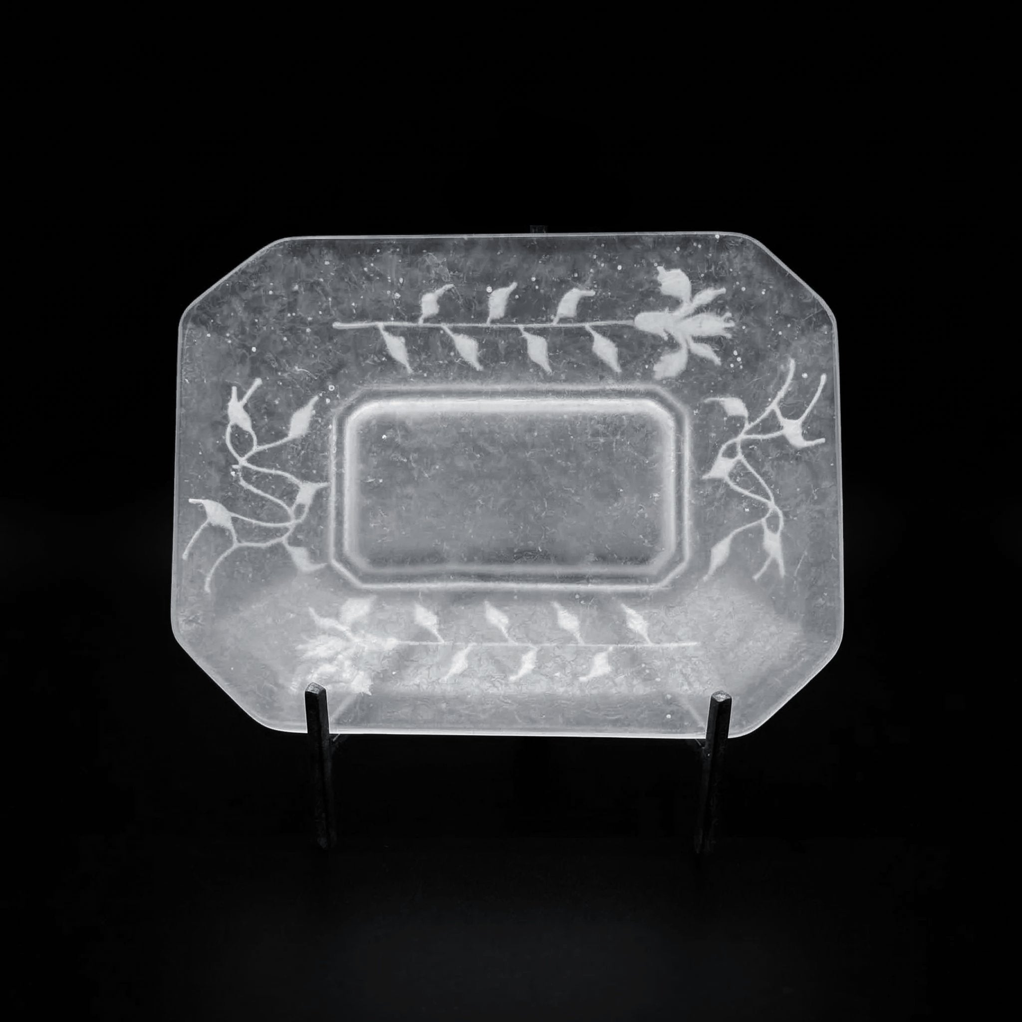  guAi Studio FROSTED GLASS PATE DE VERRE OCTAGONAL DISH |  TROVE & TONE