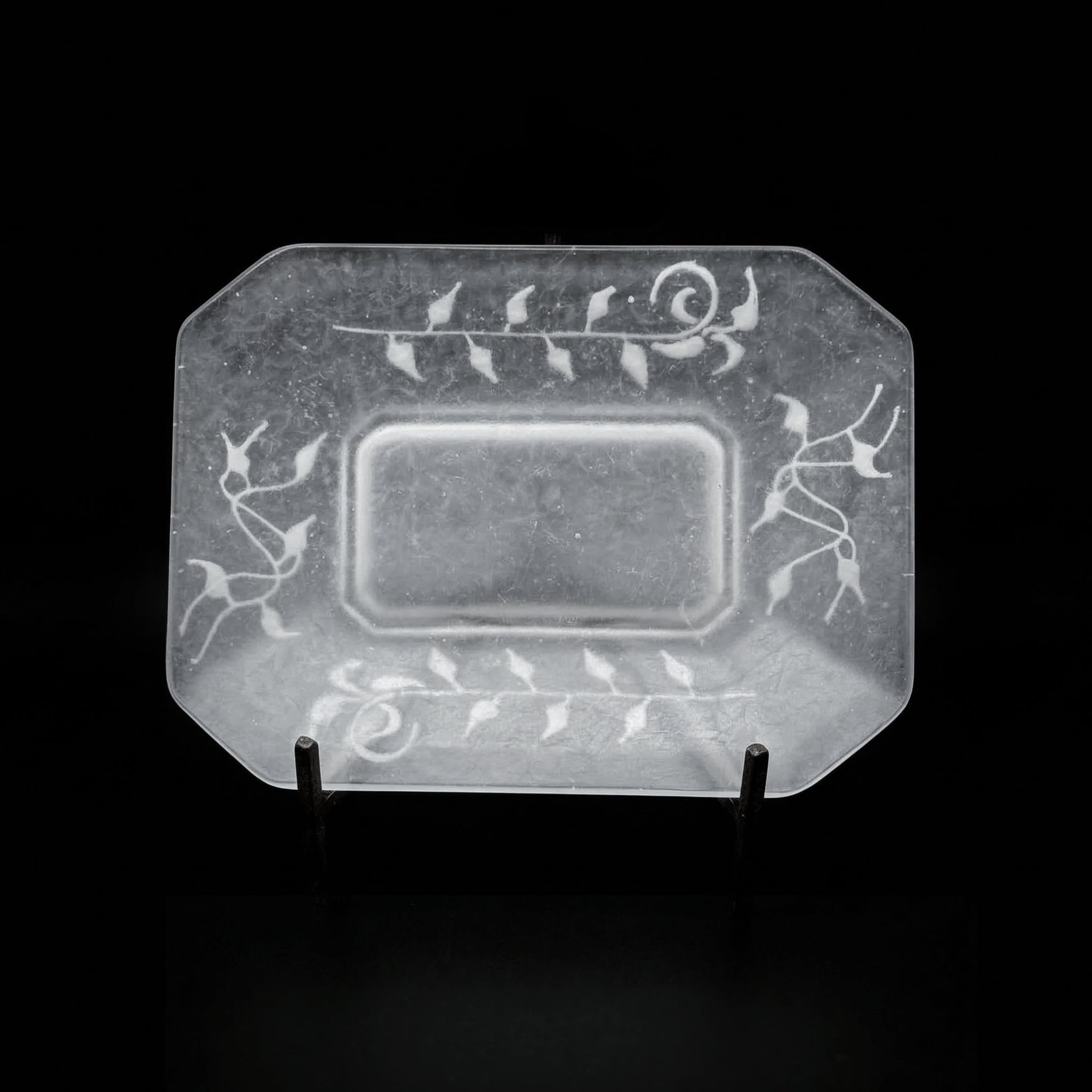  guAi Studio FROSTED GLASS PATE DE VERRE OCTAGONAL DISH |  TROVE & TONE