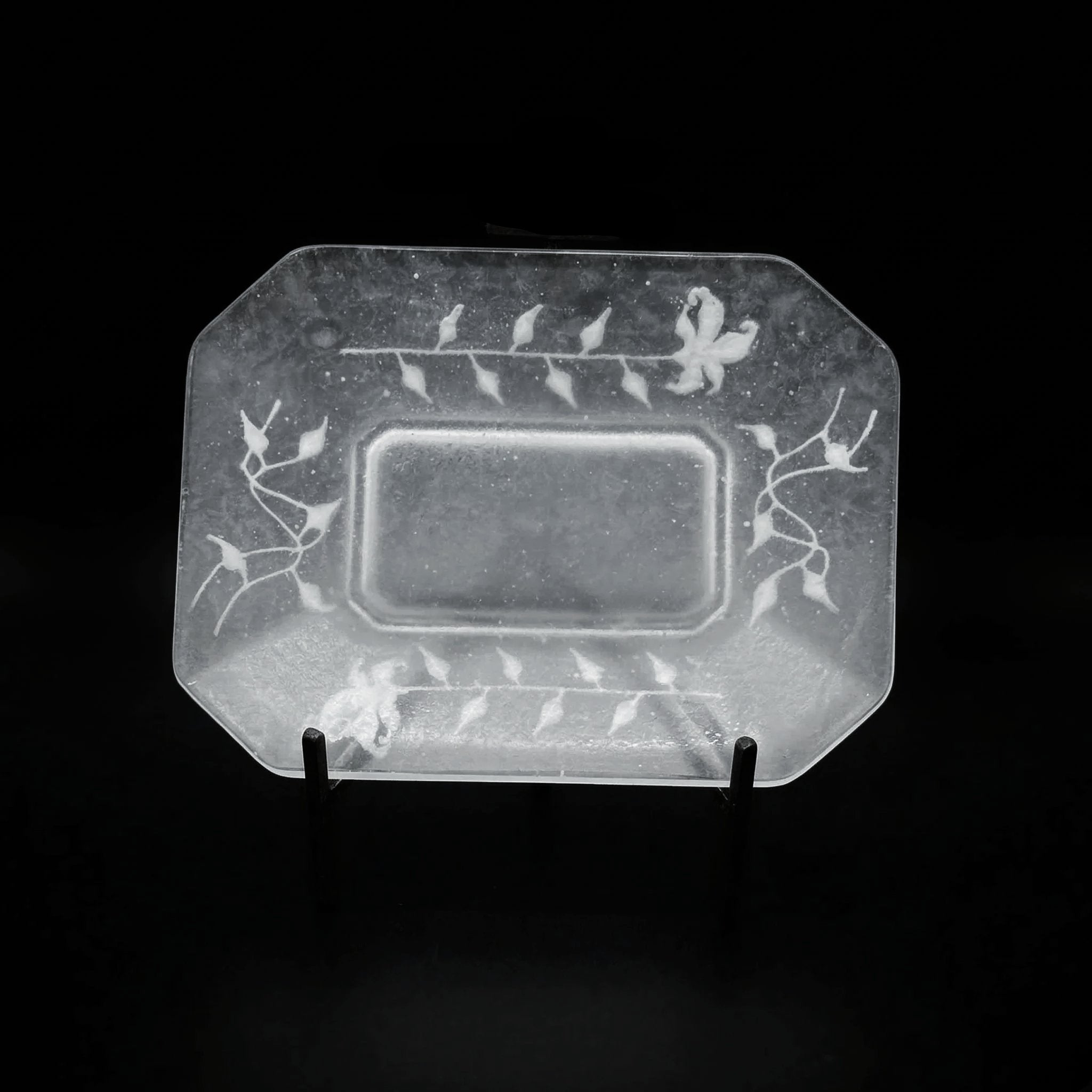  guAi Studio FROSTED GLASS PATE DE VERRE OCTAGONAL DISH |  TROVE & TONE