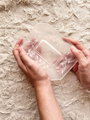  guAi Studio FROSTED GLASS PATE DE VERRE OCTAGONAL DISH |  TROVE & TONE