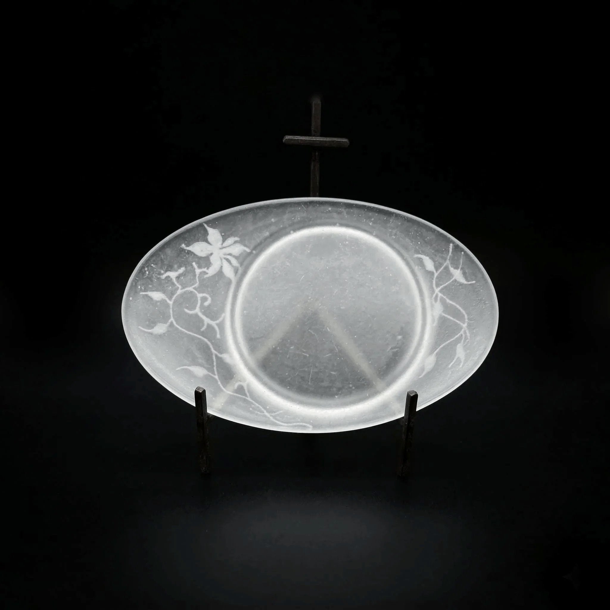  guAi Studio FROSTED GLASS PATE DE VERRE OVAL TRAY |  TROVE & TONE