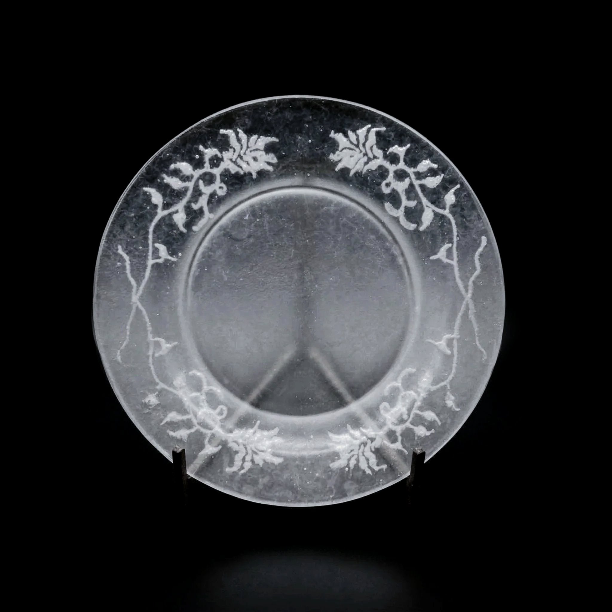  guAi Studio FROSTED GLASS PATE DE VERRE PLATE 01 |  TROVE & TONE