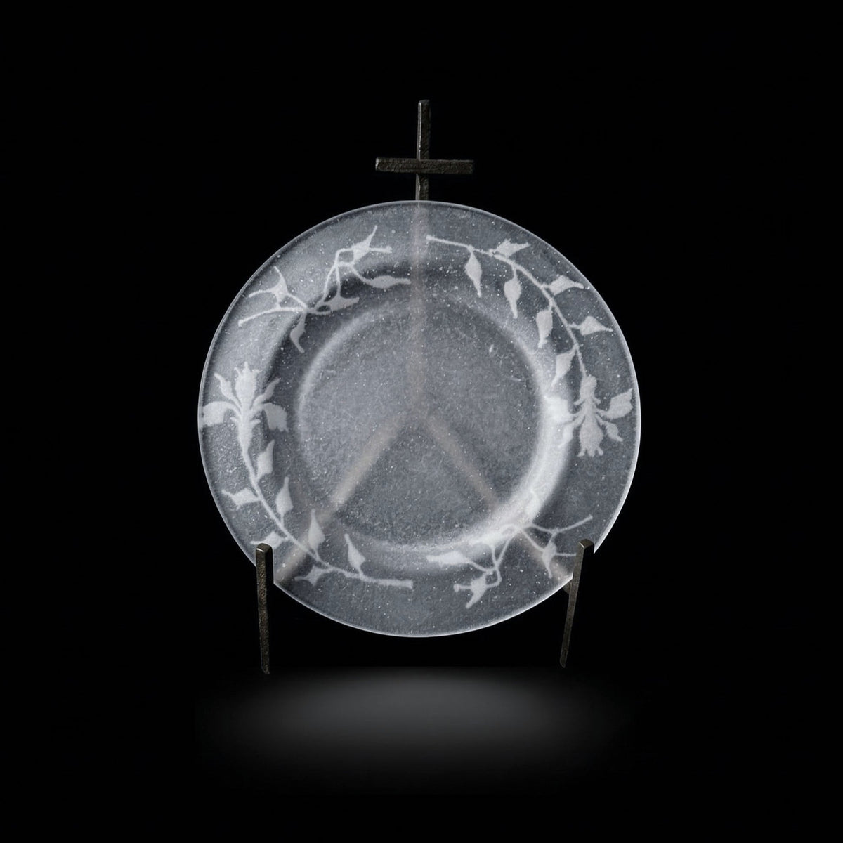  guAi Studio FROSTED GLASS PATE DE VERRE PLATE 06 |  TROVE & TONE
