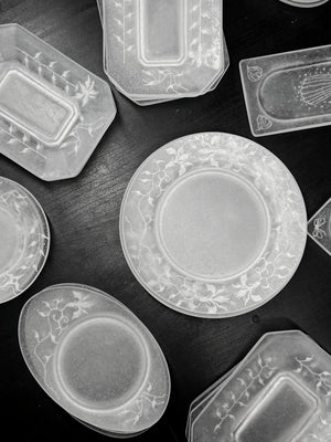  guAi Studio FROSTED GLASS PATE DE VERRE PLATE 07 |  TROVE & TONE
