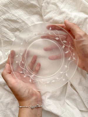  guAi Studio FROSTED GLASS PATE DE VERRE PLATE 11 |  TROVE & TONE