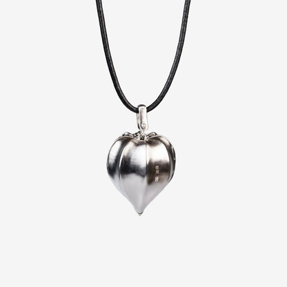  AESTH & UTIL GOLDEN BERRY OPENABLE FRAGRANCE NECKLACE |  TROVE & TONE
