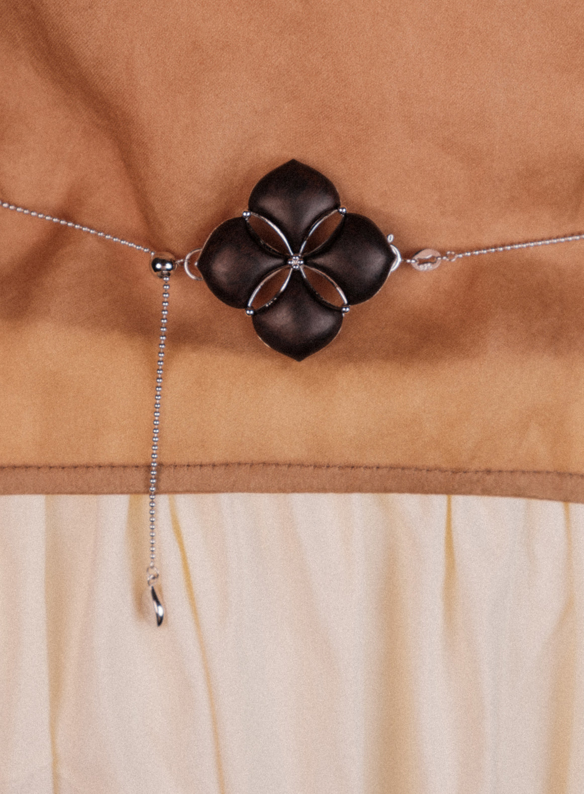BAOXIANG FLOWER STANDALONE PENDANT