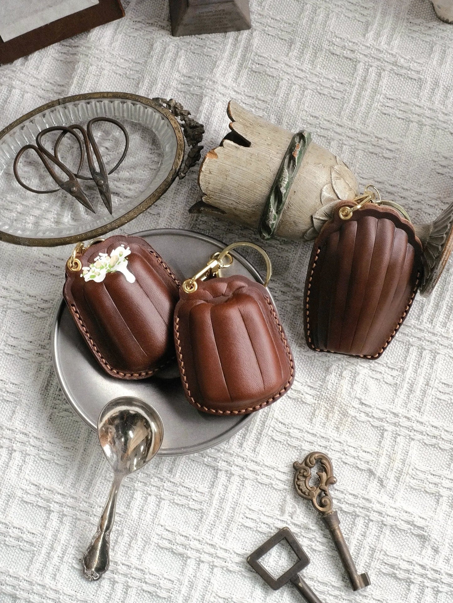  ChengTian HANDMADE LEATHER CANELE CHARM & FOB CASE |  TROVE & TONE