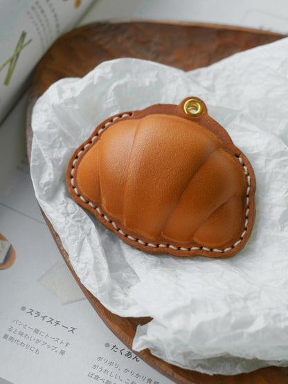  ChengTian HANDMADE LEATHER CROISSANT CHARM & FOB CASE |  TROVE & TONE