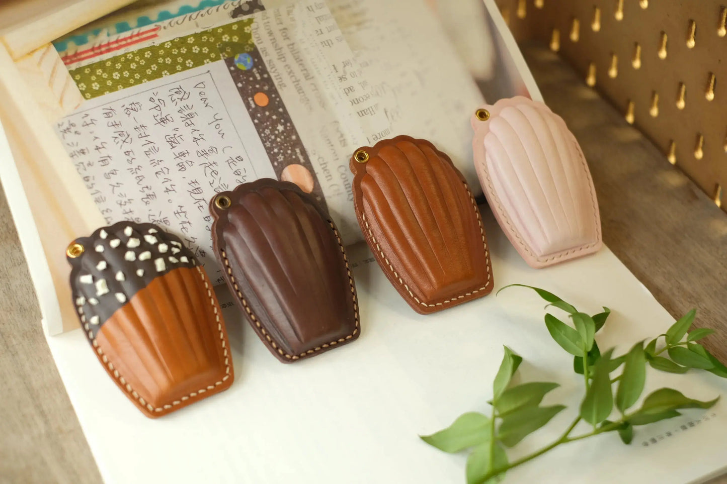  ChengTian HANDMADE LEATHER MADELEINE CHARM & FOB CASE |  TROVE & TONE