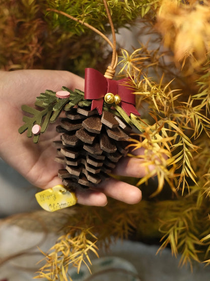  ChengTian HANDMADE LEATHER PINECONE CHARM |  TROVE & TONE