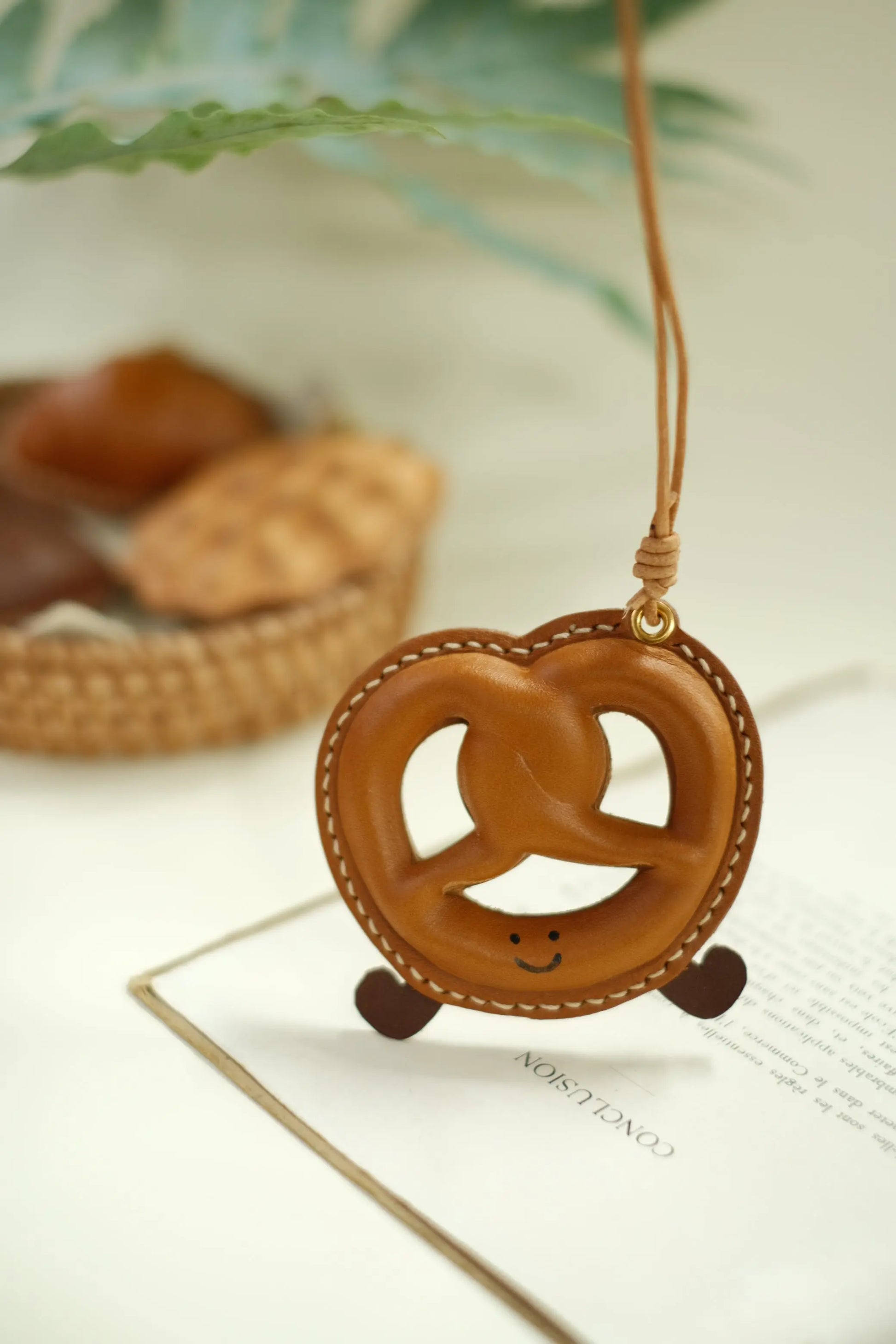  ChengTian HANDMADE LEATHER PRETZEL CHARM |  TROVE & TONE