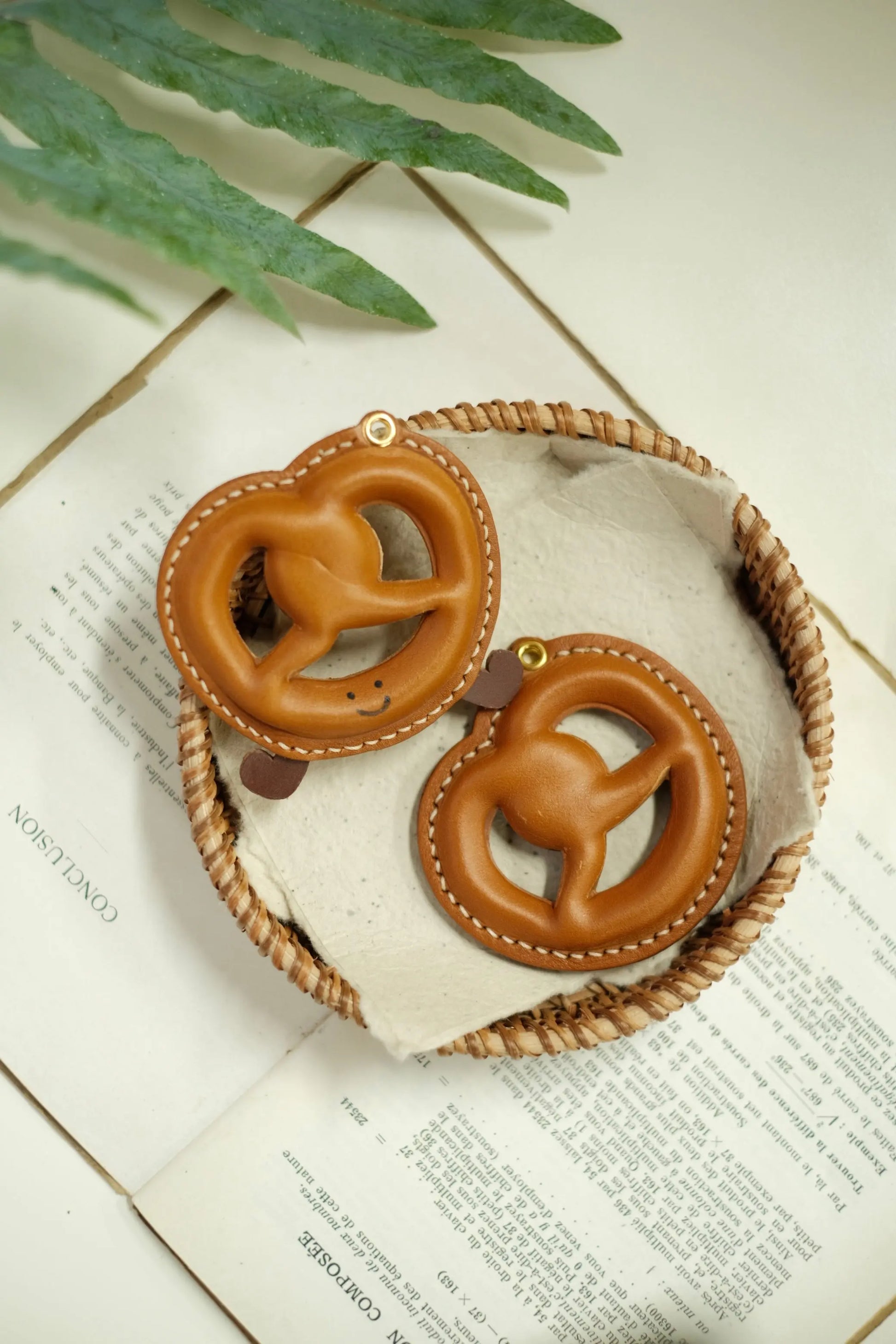  ChengTian HANDMADE LEATHER PRETZEL CHARM |  TROVE & TONE