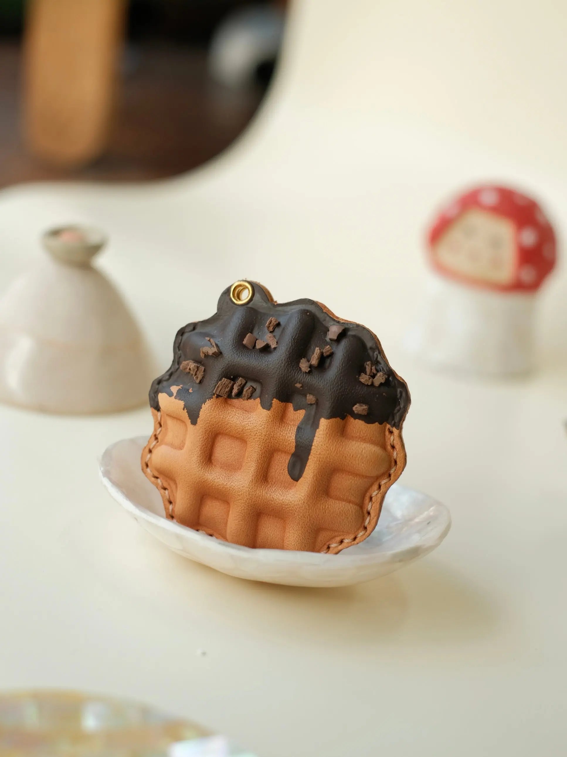  ChengTian HANDMADE LEATHER WAFFLE CHARM & FOB CASE |  TROVE & TONE