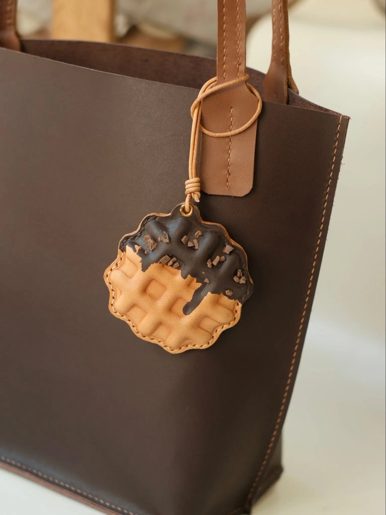  ChengTian HANDMADE LEATHER WAFFLE CHARM & FOB CASE |  TROVE & TONE