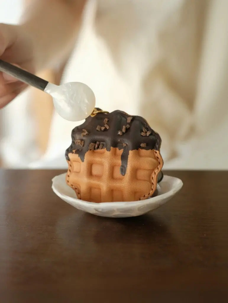  ChengTian HANDMADE LEATHER WAFFLE CHARM & FOB CASE |  TROVE & TONE