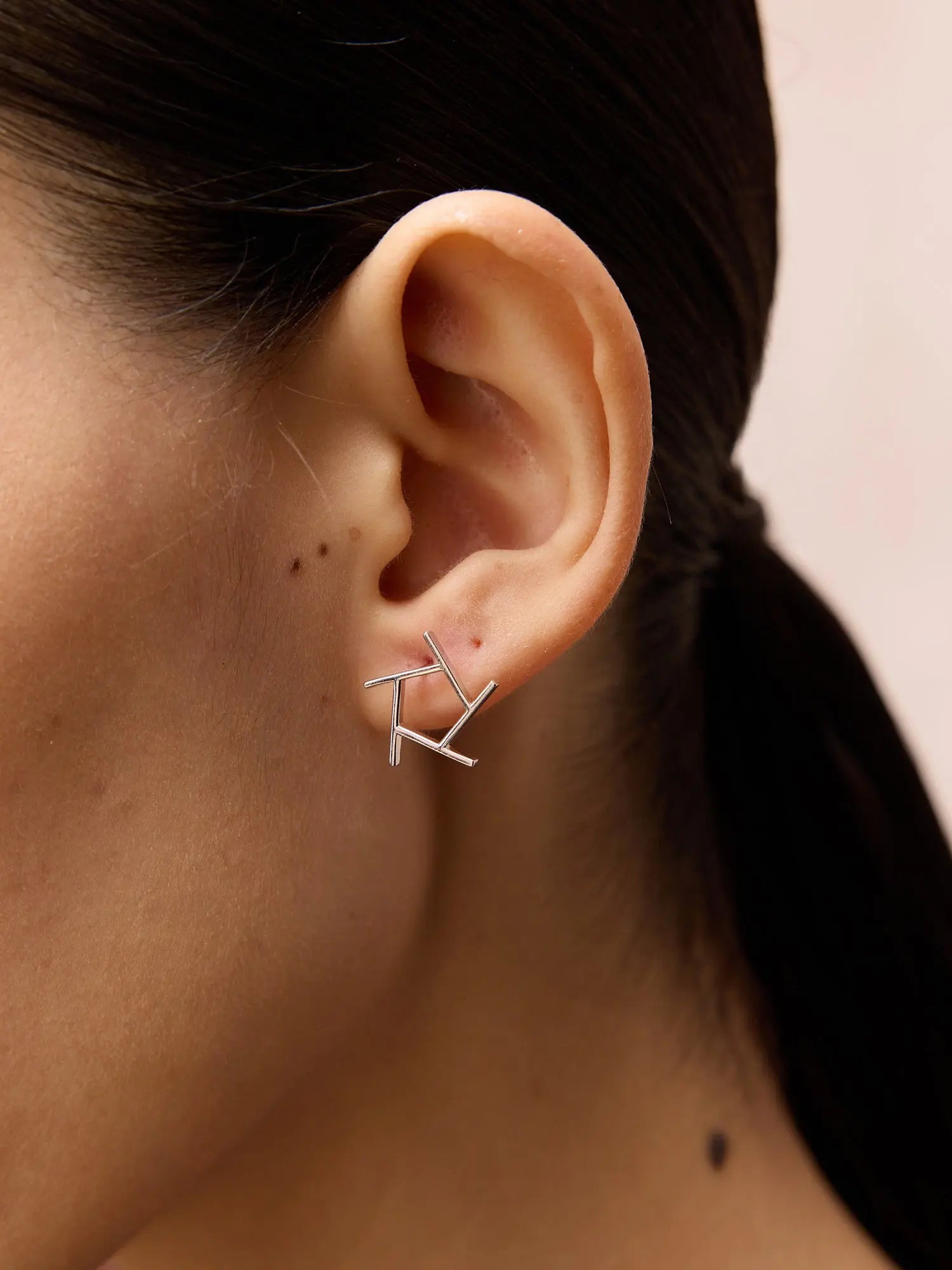  WANYEE CRAFT ICE CRACKLE LINEAR STAR STUDS |  TROVE & TONE