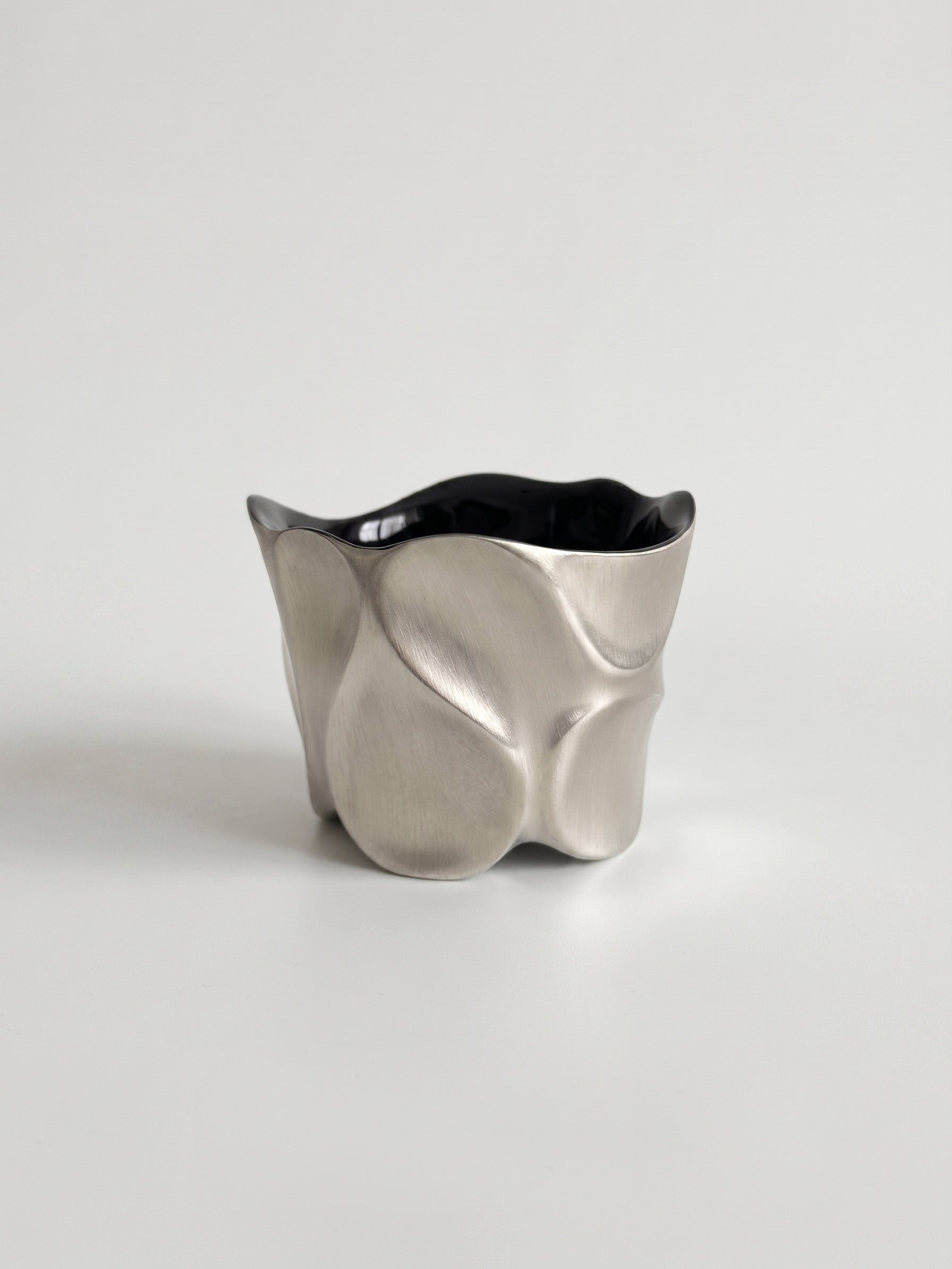 CURVE 03 CERAMIC SHORT CUP