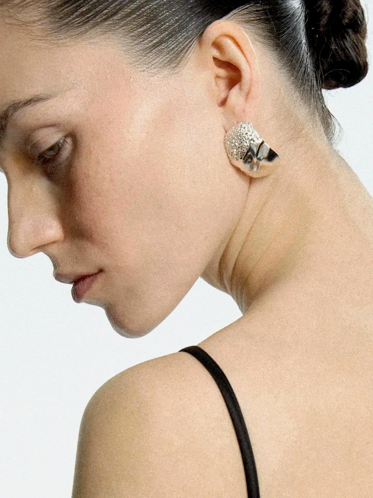  Limb MOLTEN ARCHED WIDE EARRINGS |  TROVE & TONE