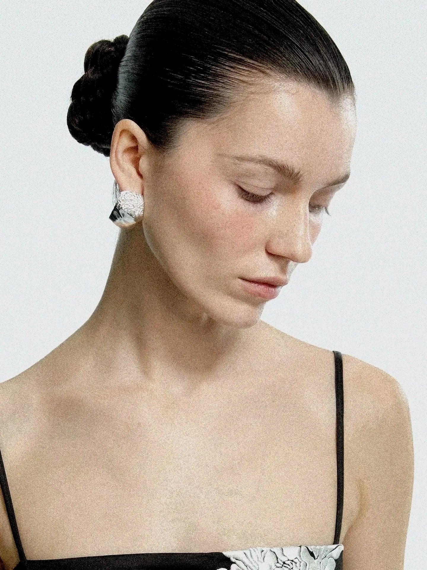  Limb MOLTEN ARCHED WIDE EARRINGS |  TROVE & TONE