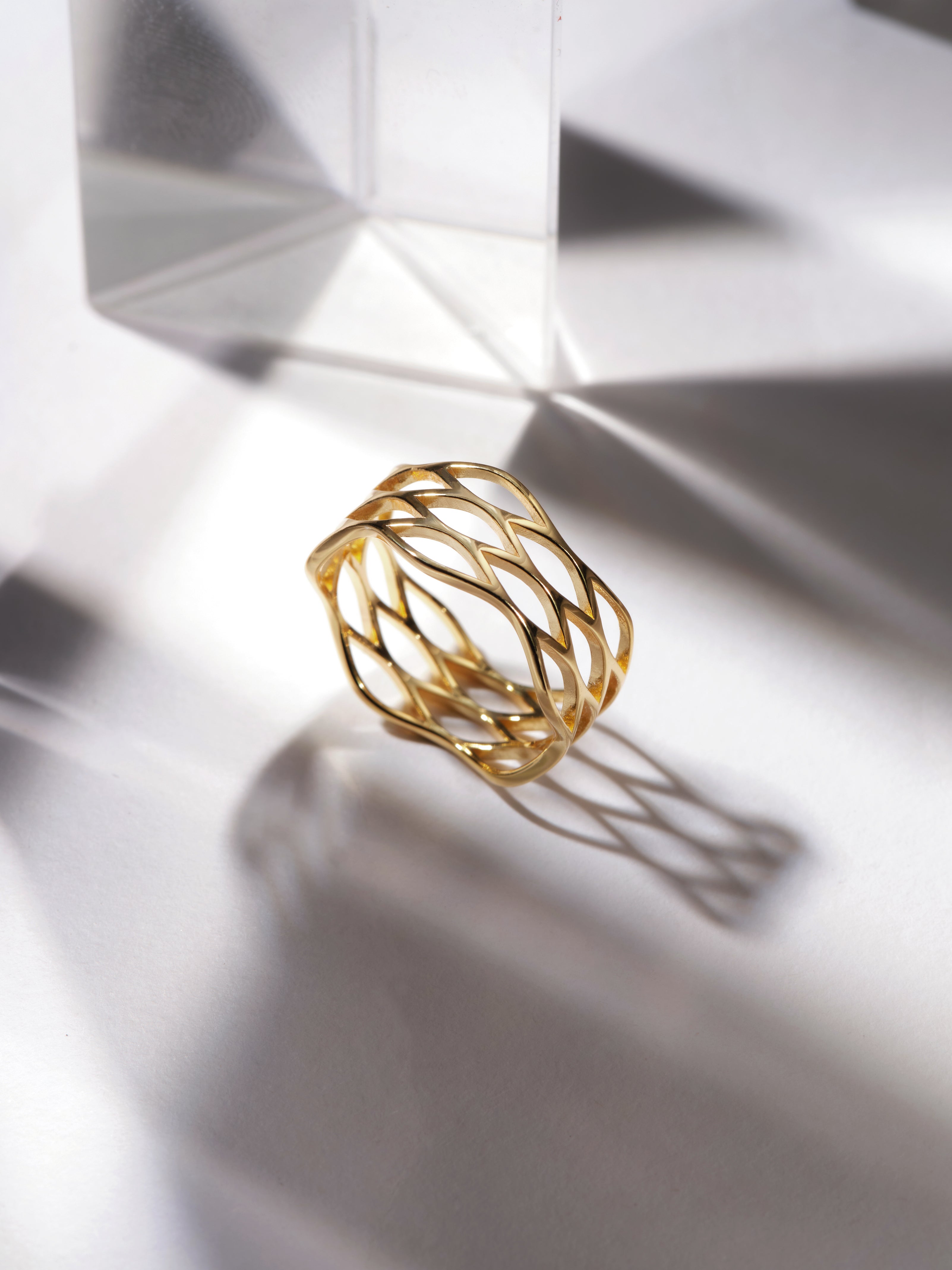 TROVE & TONE CIRCULAR GRID MESH RING  |  TROVE & TONE