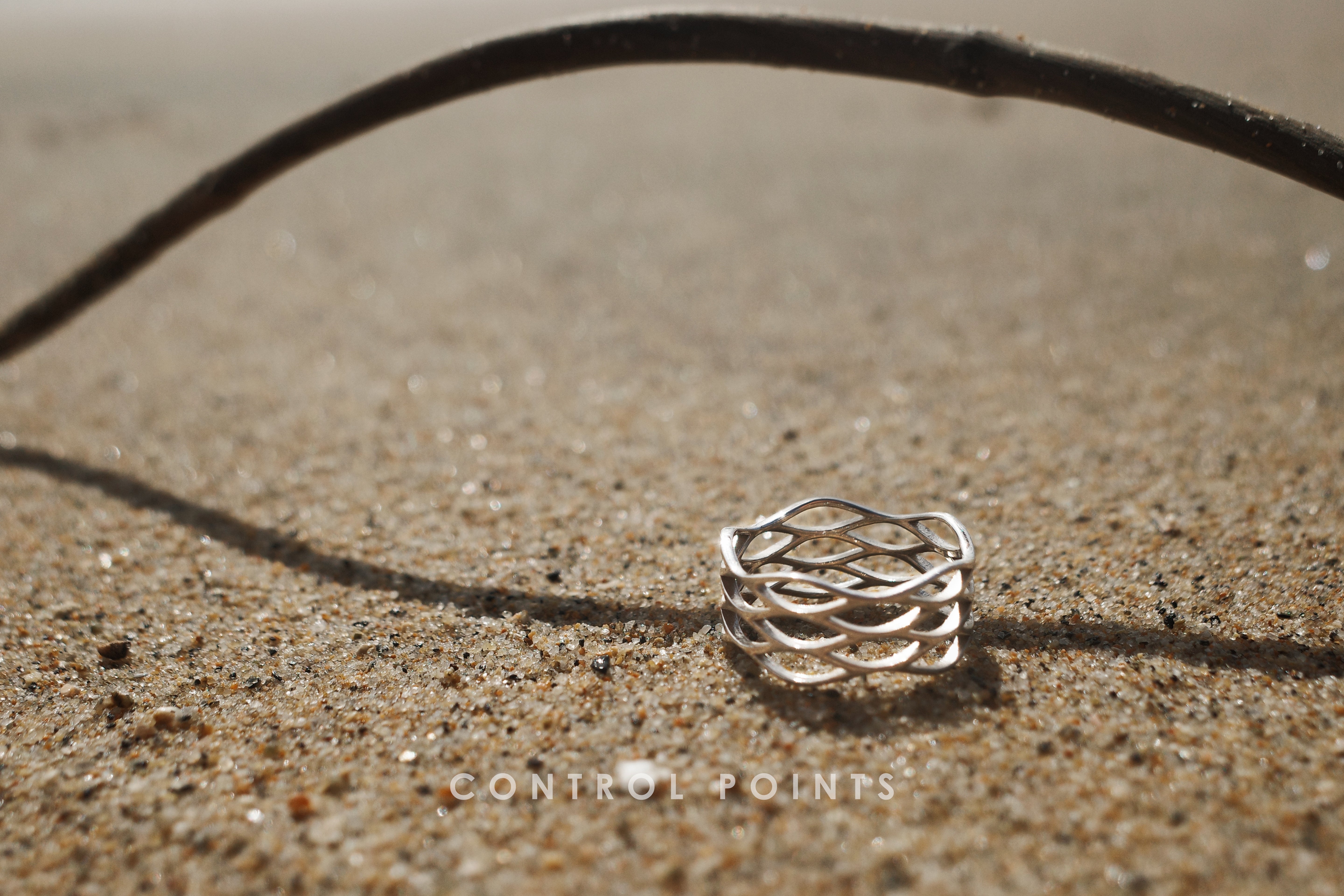 TROVE & TONE CIRCULAR GRID MESH RING  |  TROVE & TONE