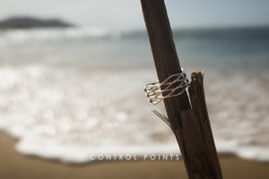 TROVE & TONE CIRCULAR GRID MESH RING  |  TROVE & TONE