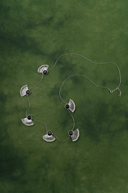  WANYEE CRAFT OBSIDIAN PEARL CONSTELLATION LONG NECKLACE |  TROVE & TONE