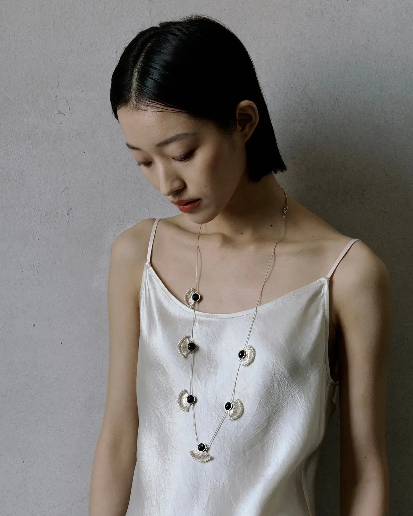  WANYEE CRAFT OBSIDIAN PEARL CONSTELLATION LONG NECKLACE |  TROVE & TONE