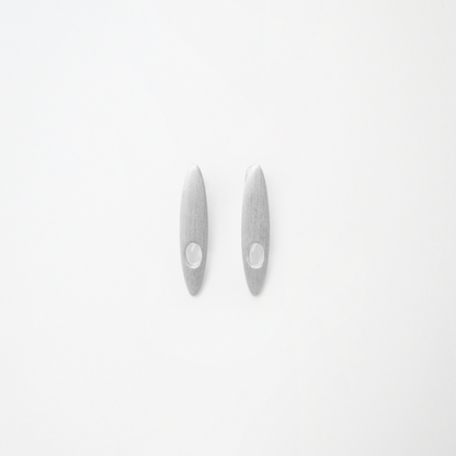  ON IISLAND OVAL GEMSTONE STUD EARRINGS |  TROVE & TONE
