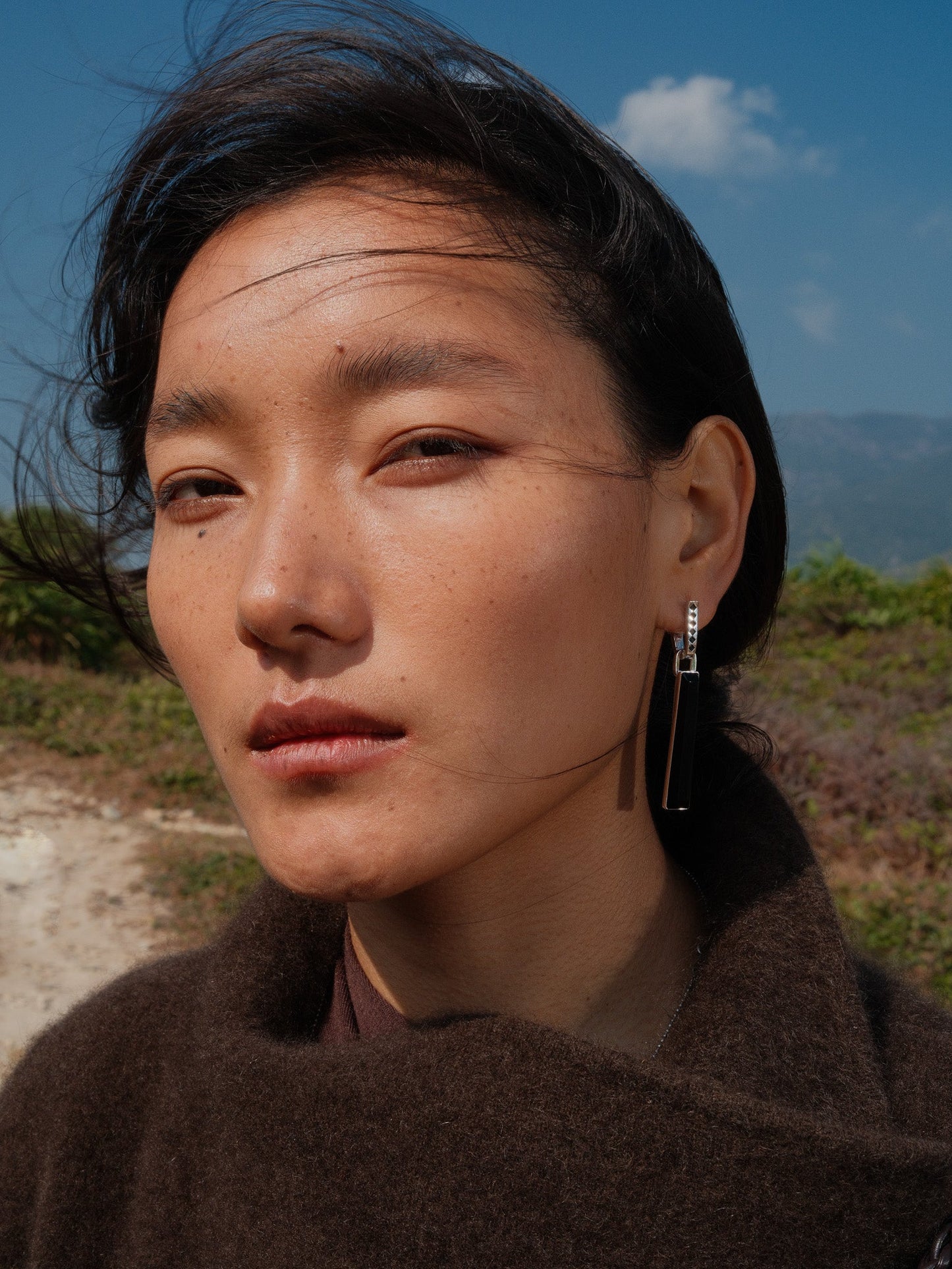  AESTH & UTIL PILLAR MULTIWAY PENDANT HOOP EARRINGS |  TROVE & TONE