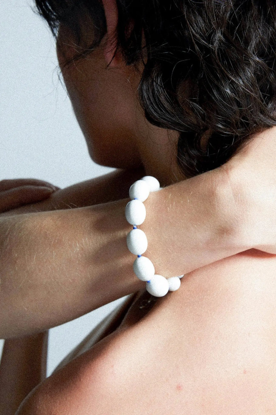 PORCELAIN EGG-SHAPED BEAD BRACELET Bracelet TROVE & TONE