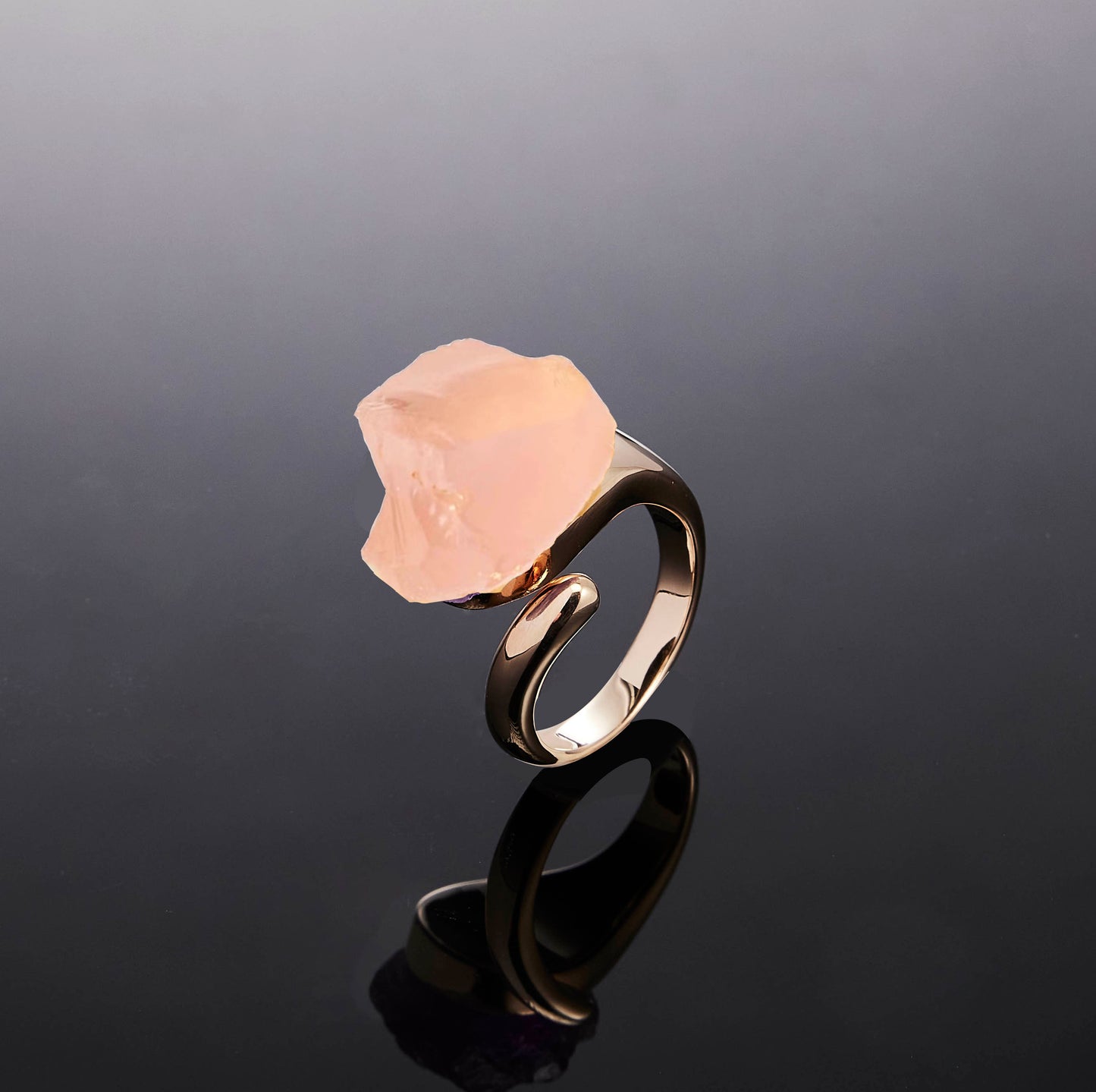 700QiBai SPIRA RAW CRYSTAL RING  |  TROVE & TONE