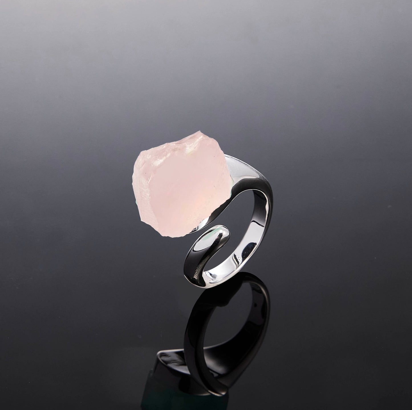 700QiBai SPIRA RAW CRYSTAL RING  |  TROVE & TONE