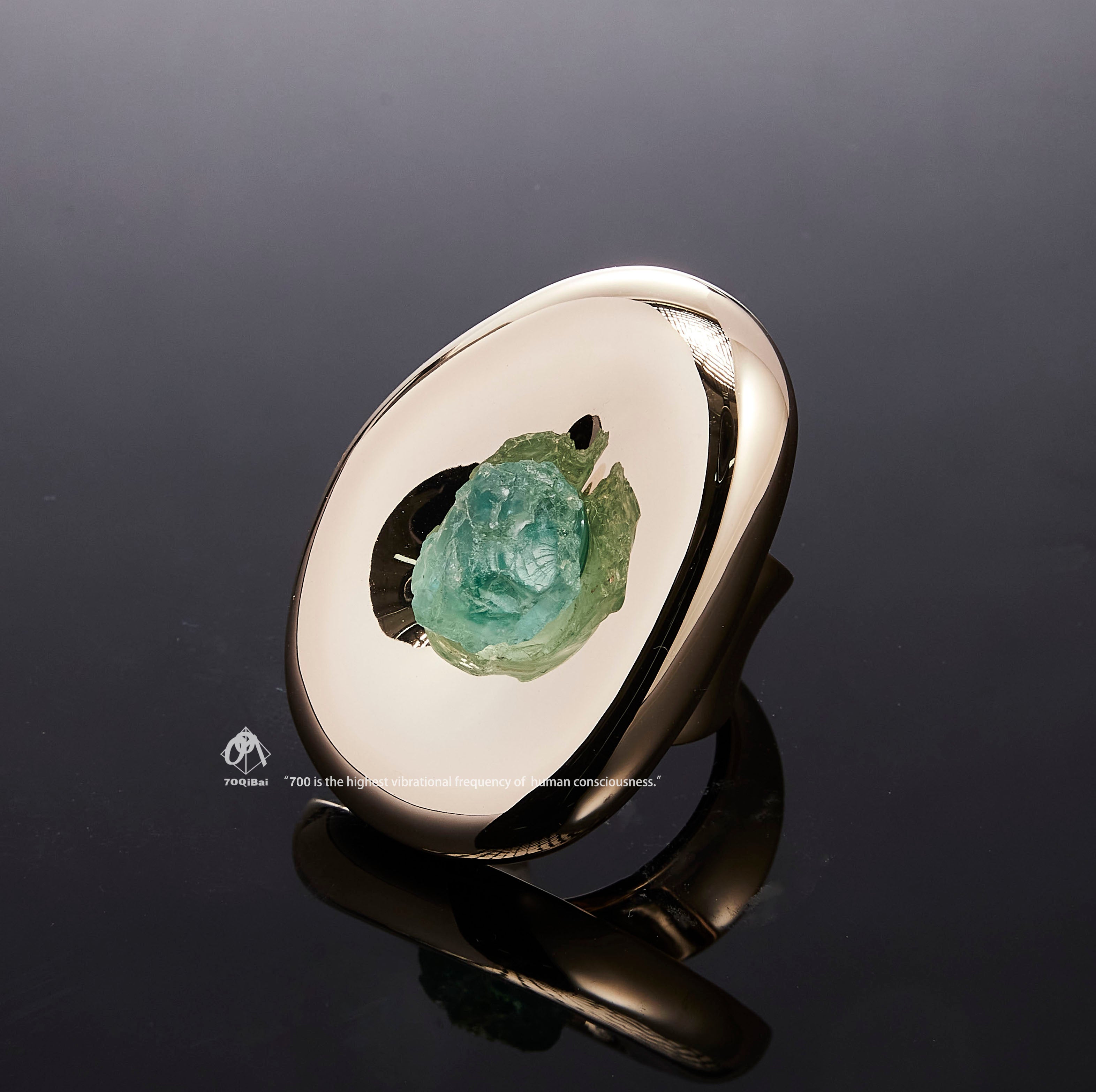 700QiBai OVUM LUMINOUS CRYSTAL RING  |  TROVE & TONE