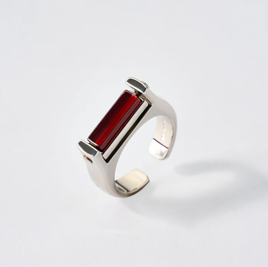 700QiBai CAPRICORN BIRTHSTONE ZODIAC RING  |  TROVE & TONE